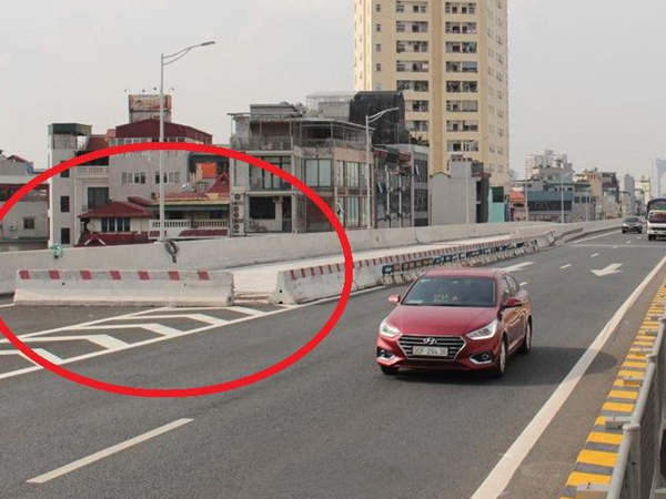 Đường trên cao hơn 5.000 tỷ đồng vẫn 'cụt' đường lên xuống