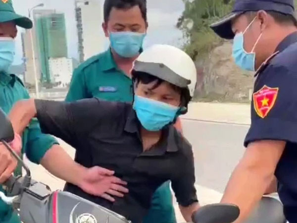 Công nhân trong vụ 'bánh mì không phải thực phẩm thiết yếu' được công ty gọi đi làm lại, hoàn cảnh gia đình nhiều khó khăn