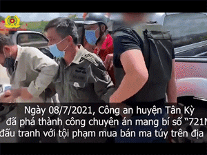 Video: Công an tạo tình huống tắc đường, nổ súng bắt nhóm buôn ma túy như phim hành động
