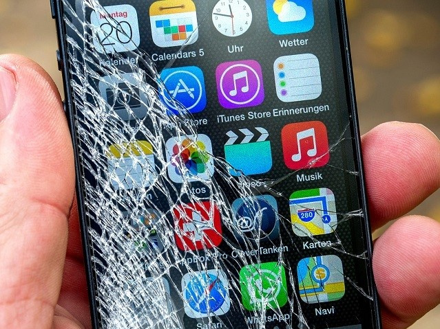 Màn hình smartphone tương lai có thể tự liền lại khi bị nứt vỡ