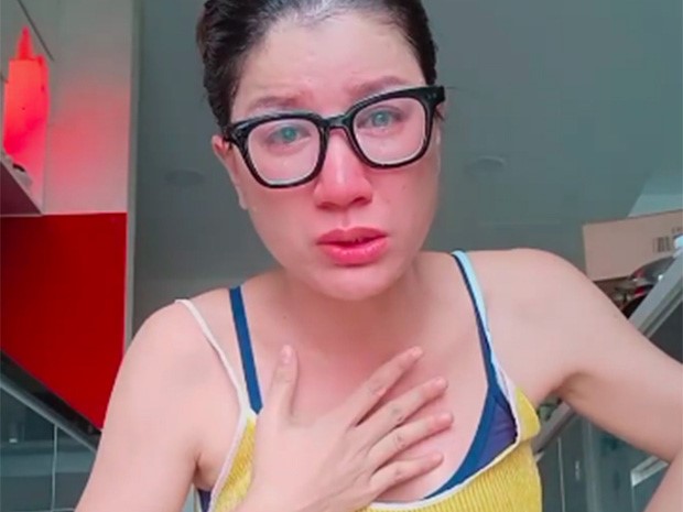Trang Trần bật khóc nức nở vì bị mỉa mai làm màu và 'cò từ thiện', khẳng định sẽ làm 1 việc để lấy lại danh dự!