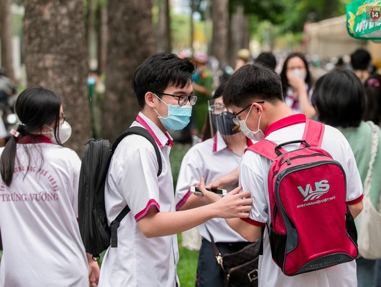 Kỳ thi tốt nghiệp THPT 2021: 1 tỉnh xuất hiện ít nhất 4 bài thi Ngữ văn đạt 9,75 điểm
