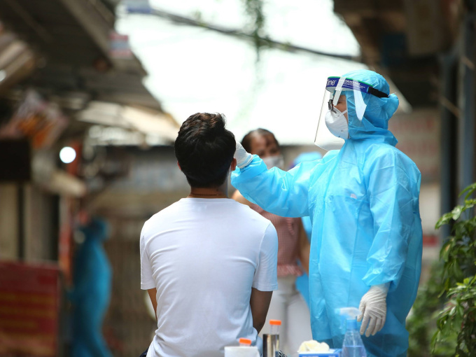 CDC Hà Nội: ‘Nhiều người ho, sốt không chủ động khai báo y tế’