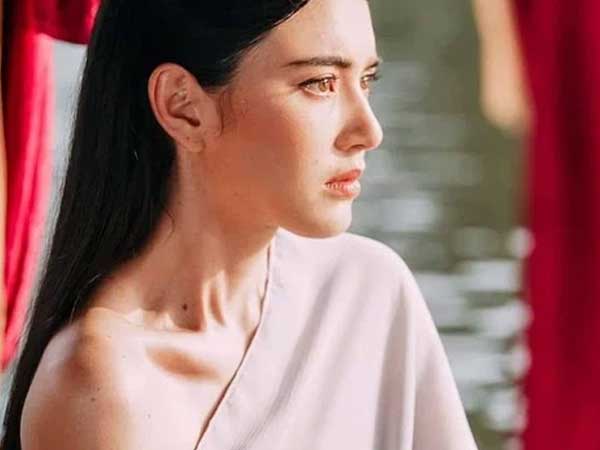 Đám tang bố chồng, tôi mua 10 bịch muối đến viếng trong sự ngỡ ngàng của mọi người