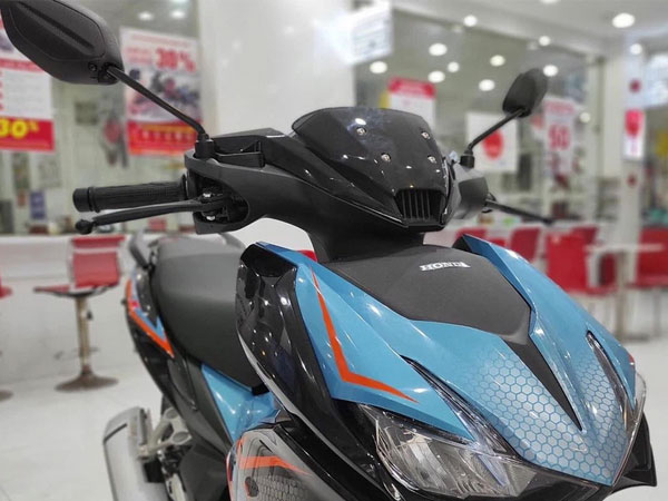 Giá Honda Winner X tiếp tục giảm, đối thủ nào cạnh tranh cho lại?