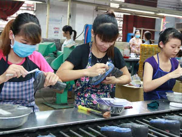 Tiền lương tháng đóng bảo hiểm xã hội bắt buộc năm 2021 người lao động cần biết