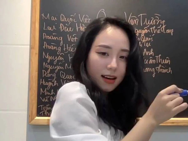 Cô giáo Minh Thu lỡ miệng chửi thề khi chơi game cùng học sinh ngay trên sóng livestream