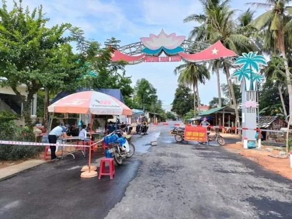 Khởi tố đối tượng không đeo khẩu trang, đánh thành viên tổ kiểm dịch Covid-19