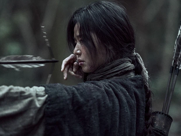 Kingdom của Jeon Ji Hyun ra mắt chưa đầy nửa ngày đã bị chê thảm họa: Con hổ còn át vía mợ chảnh?