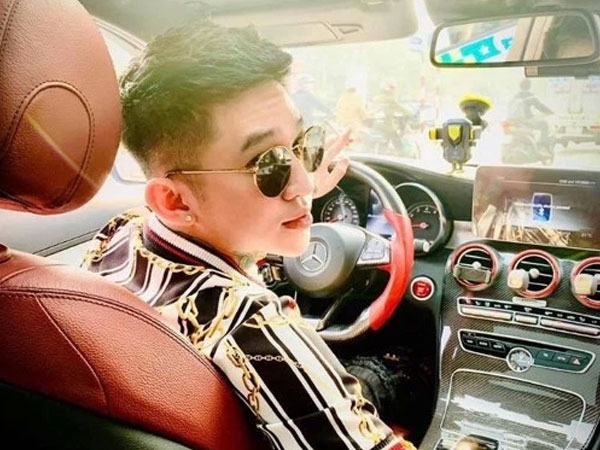 Giang hồ mạng 'Hoàng tử gió': Từ livestream 'xào ke', bị bắt vì dùng chất cấm tới thủ lĩnh đa cấp tiền số BitcoinDeFi