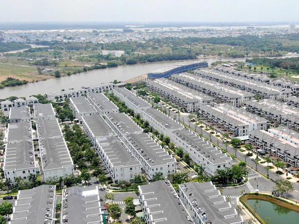 Nhà đất liền thổ vẫn tăng giữa đại dịch COVID-19