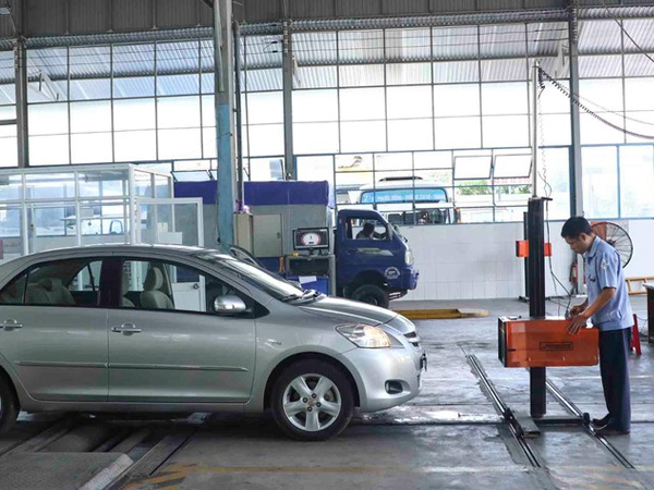 Làm gì khi xe hết hạn đăng kiểm trong thời gian giãn cách xã hội?