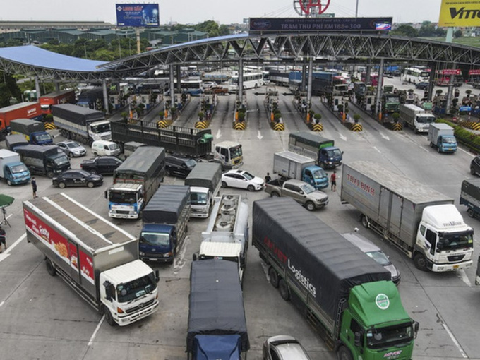 Phó Thủ tướng: Không kiểm tra xe chở hàng thiết yếu, lương thực phục vụ vùng có dịch Covid-19