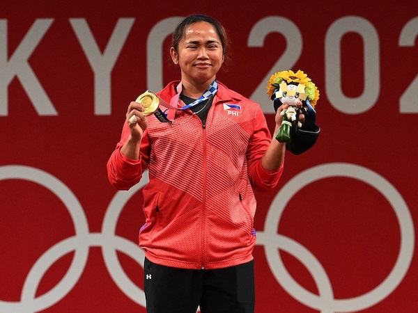 Nữ đô cử Philippines nhận 660.000 USD sau tấm HCV Olympic lịch sử