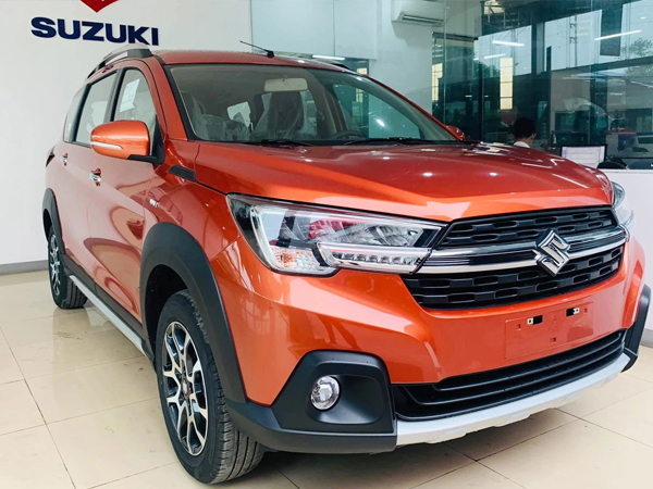 Suzuki XL7 giảm giá kỷ lục tại đại lý, rẻ hơn gần trăm triệu so với Mitsubishi Xpander