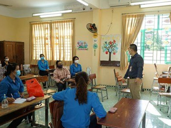 'Đội quân' truy vết COVID-19 tại TP HCM: 'Sốc' khi gọi điện cho F1, gia đình thông báo đã thành F0 và tử vong