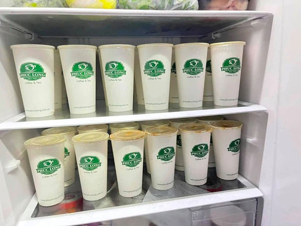 Những chiếc tủ lạnh 'giàu có' nhất mùa dịch: Trữ rau thịt đã là gì, có người còn để dành cả… sầu riêng và trà sữa!