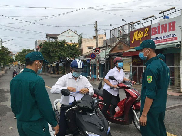 8 tỉnh miền Tây yêu cầu người dân không ra đường vào buổi tối cả đường bộ và đường sông