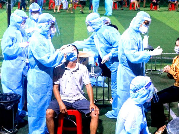 Cả nước tổng lực chi viện cho TP.HCM chống dịch