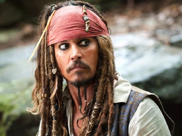 Sự nghiệp Johnny Depp tan hoang sau phốt đánh vợ cũ: Mất hàng loạt vai, phim bị 'đắp chiếu', khả năng bị đuổi khỏi Cướp Biển Vùng Caribe?