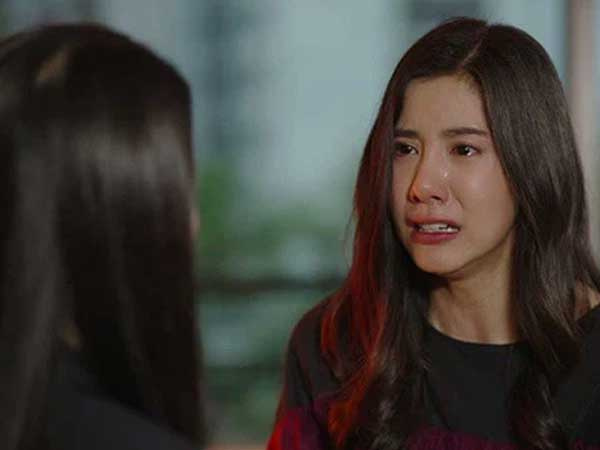 Nửa đêm dậy, tôi hoảng sợ thấy người đàn ông lạ đang tìm đồ ăn, từ đó phát hiện bí mật đáng sợ của vợ chồng anh trai