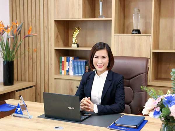Xuất hiện nữ chủ tịch 8X, ngân hàng nghìn tỷ dậy sóng dân chơi