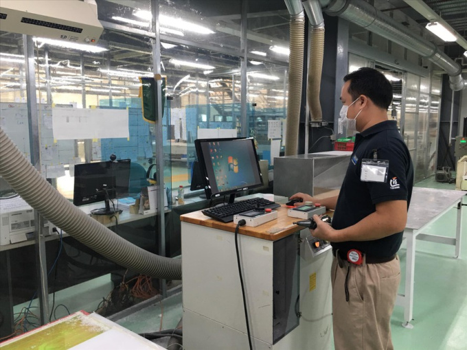 Nhiều doanh nghiệp '3 tại chỗ' thành ổ dịch mới