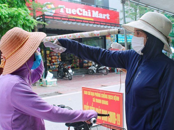 Nam công nhân công ty Sumidenso Hải Dương và mẹ đẻ nghi mắc COVID-19