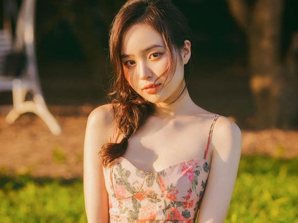 Hot girl Lê Phương Anh đang hot rần rần trên mạng là ai?