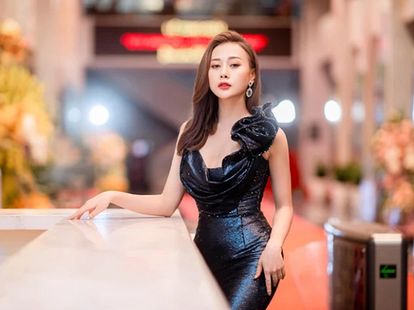 Lộ nguyên nhân Phương Oanh vắng mặt trong Top 10 diễn viên ấn tượng VTV Awards 2021