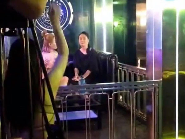 Hương vị tình thân: Lộ clip bà Xuân đi bar, phát hiện bộ mặt thật của Thiên Nga?