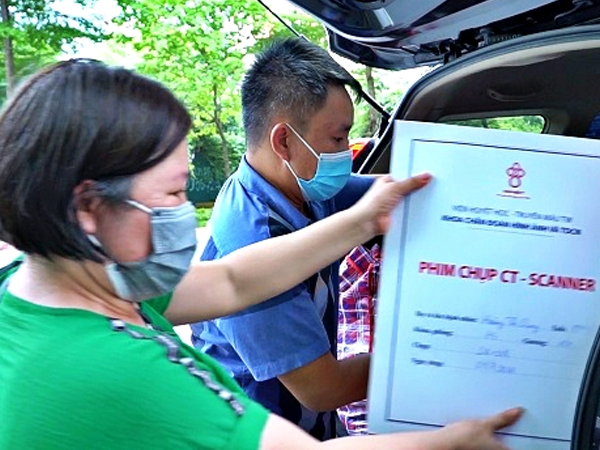 Video: Những chuyến xe yêu thương ngày Hà Nội giãn cách
