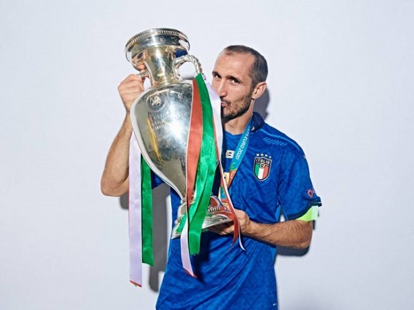 Tỏa sáng ở Euro 2020, Chiellini được Juventus thưởng hợp đồng mới