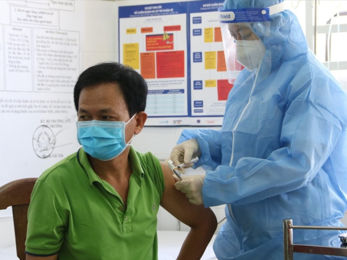 Bình Dương muốn tiêm thí điểm vaccine Nano Covax cho 200.000 lao động