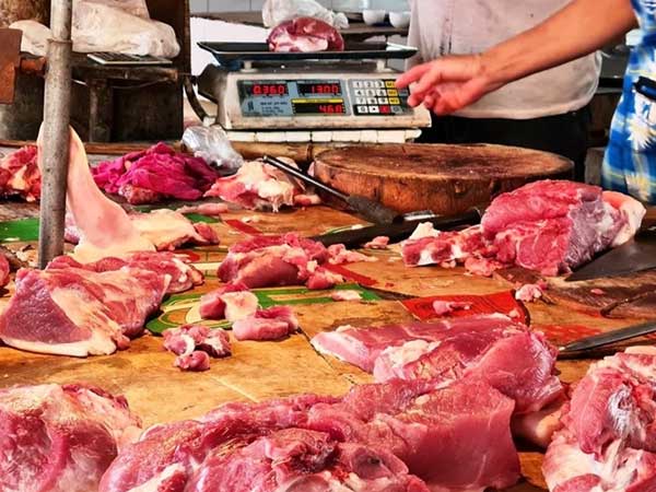 Giá nông sản, thực phẩm tăng 'sốc' từng ngày chủ yếu do tâm lý