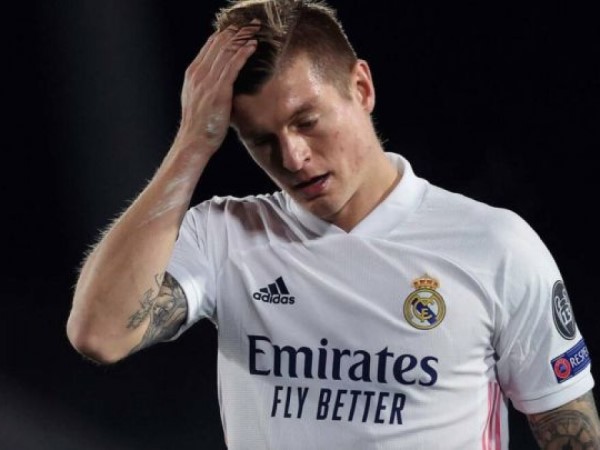 Real Madrid nhận tin sét đánh trước mùa giải 2021/2022