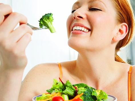 Vì sao ăn nhiều rau mỗi ngày lại ít trở bệnh nặng khi nhiễm COVID-19?