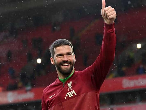 Liverpool trói chân trụ cột hàng thủ thêm 6 năm