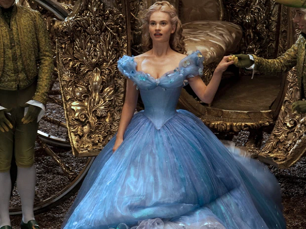 Tạo hình 6 nàng công chúa Disney phiên bản live action: Elle Fanning, Lily Collins đỉnh khỏi bàn, riêng Lưu Diệc Phi bị la ó