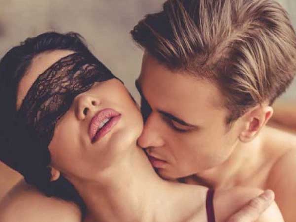 Vợ hãi hùng vì chồng đêm nào cũng đòi yêu kiểu thô bạo, nghe bác sĩ giải đáp mới biết đó là bệnh