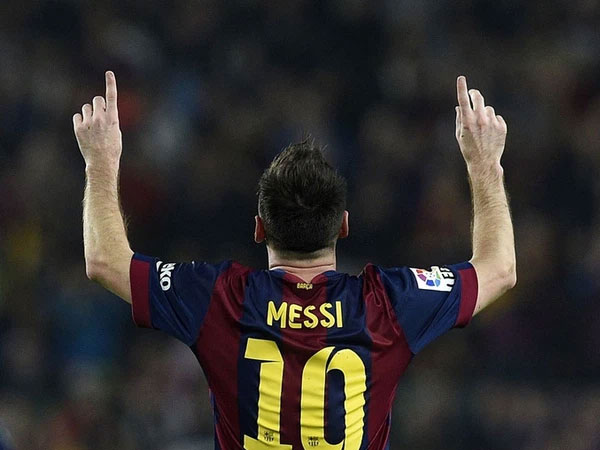 Toàn bộ sự nghiệp vĩ đại của Messi tại Barcelona qua ảnh