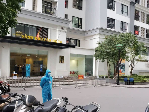Phong toả toà Park 3 trong khu chung cư cao cấp có ca Covid-19 chưa rõ nguồn lây