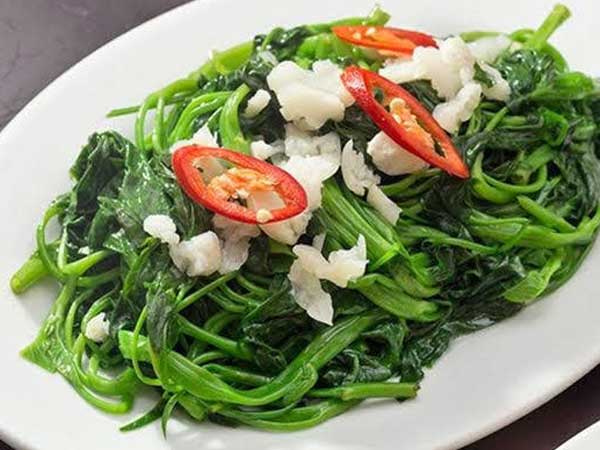 Tưởng lành nhưng đây là 4 tác dụng phụ tai hại của rau muống, nếu thuộc 1 trong 4 nhóm người này nên tránh xa