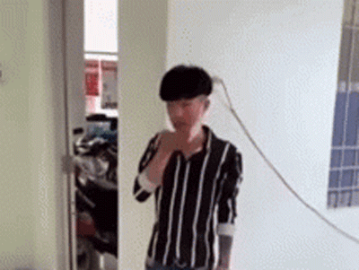 Đi xe máy kẹp 3 rồi quay clip thách thức 'phạt tiền giùm tao cái' và cái kết bẽ bàng của racing boy