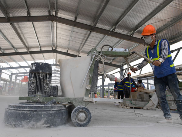 Hình hài bệnh viện dã chiến lớn nhất Hà Nội sau 10 ngày xây dựng thần tốc