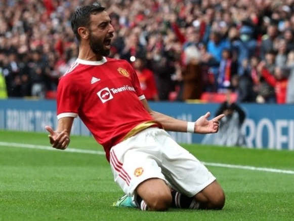 Bruno lập siêu phẩm đá phạt, Man United có màn thị uy khiến cả Ngoại hạng Anh phải dè chừng