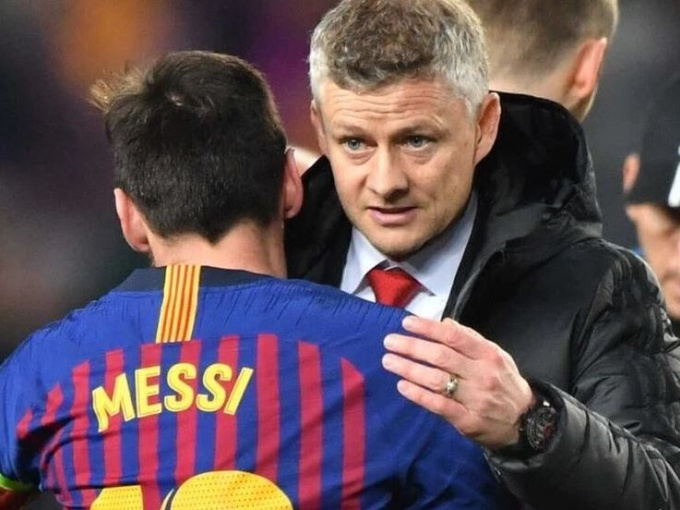 Messi đem 'tin vui bất ngờ' đến với MU