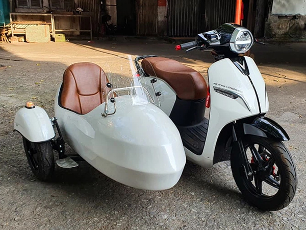 Độ VinFast Klara thành sidecar với chỉ 25 triệu đồng, chủ xe chia sẻ: Xe êm, đề-pa 'bốc' hơn và còn có thể đi lùi