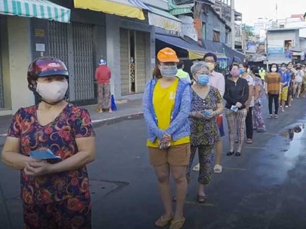 TP.HCM yêu cầu các chợ đang đóng cửa tổ chức bán lương thực, thực phẩm thiết yếu
