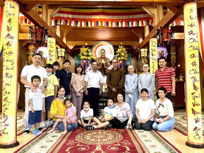 Vụ người Việt bị sát hại ở Osaka: Tổng lãnh sự Việt Nam đến thăm ngôi chùa nhận lo hậu sự cho nạn nhân